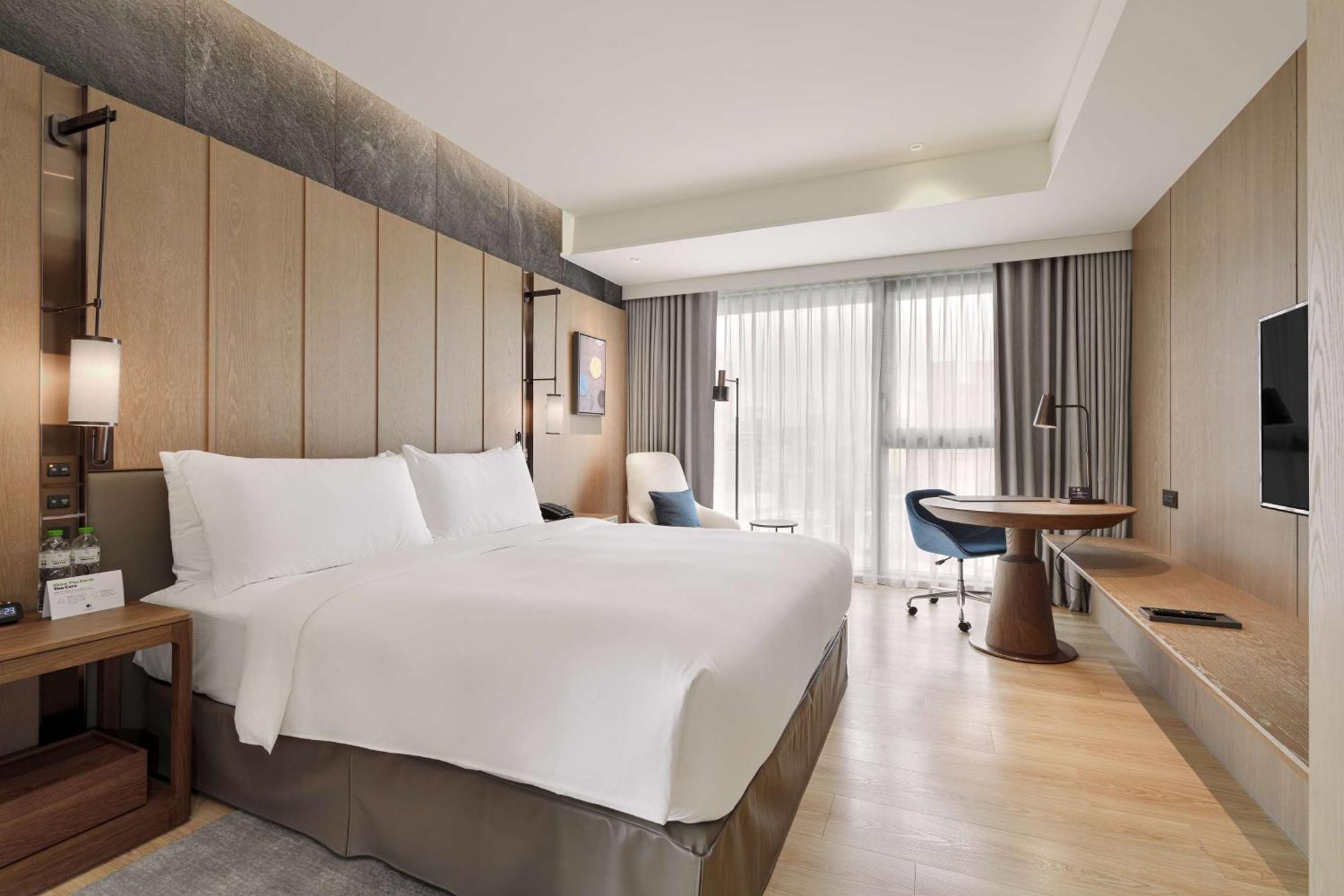 Doubletree By Hilton Taipei Zhongshan Eksteriør billede